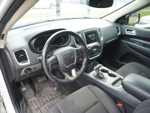 Used 2019 Dodge Durango SXT AWD/4WD image 3