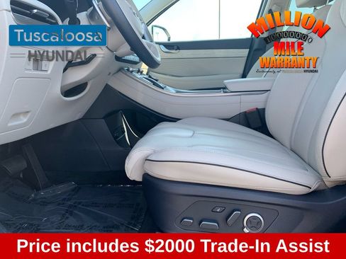 Used 2025 Hyundai Palisade Calligraphy FWD image 22