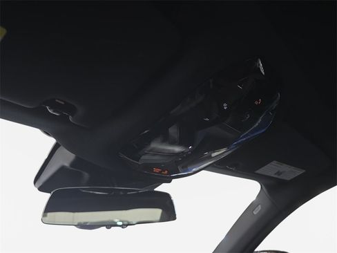 Used 2026 BMW 530i w/ M Sport Package image 25