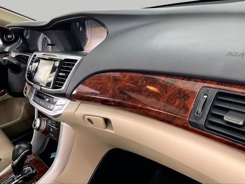Used 2014 Honda Accord EX-L image 19