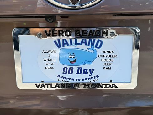 Used 2019 Toyota Highlander XLE FWD image 37