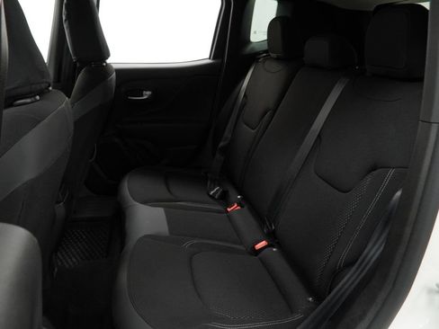 Certified 2023 Jeep Renegade Altitude AWD/4WD image 19