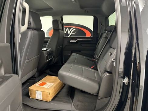 New 2025 GMC Sierra 2500 SLT image 16