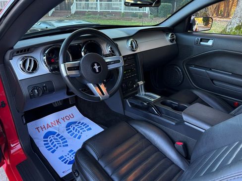 Used 2006 Ford Mustang GT image 38