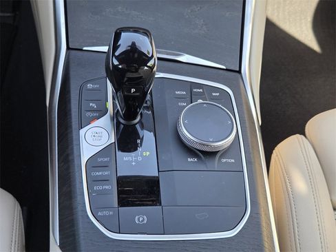 Certified 2022 BMW 330i Sedan w/ Driving Assistance Package image 26