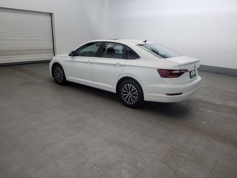Used 2019 Volkswagen Jetta SE FWD image 3