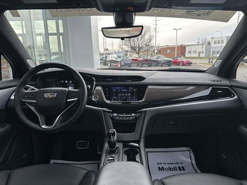 Certified 2025 Cadillac XT6 Sport w/ Platinum Package AWD/4WD image 70