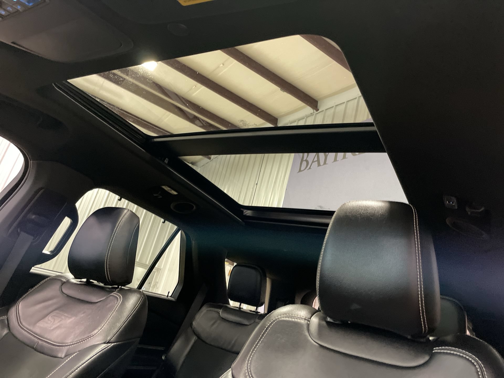 Used 2022 Ford Explorer ST AWD/4WD image 22