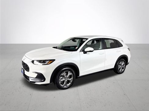 Used 2026 Honda HR-V LX image 2