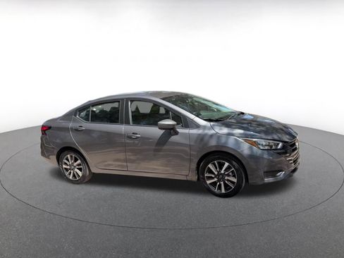 Used 2025 Nissan Versa SV FWD image 2