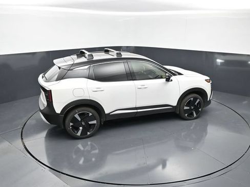 New 2026 Nissan Kicks SR FWD image 21