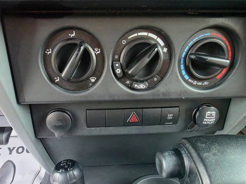 Used 2008 Jeep Wrangler X AWD/4WD image 21