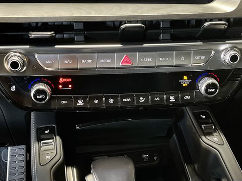 Used 2023 Kia Telluride SX Prestige X-Line image 16