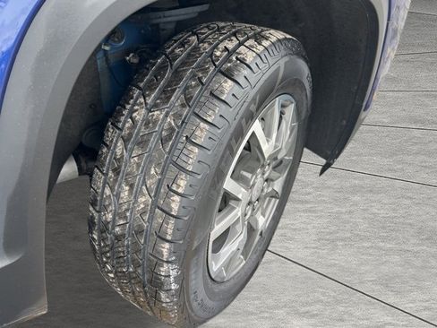 Used 2023 GMC Acadia SLE w/ Driver Convenience Package image 39