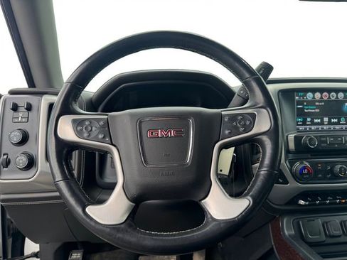 Used 2018 GMC Sierra 1500 SLT AWD/4WD image 13