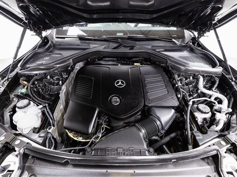 Certified 2025 Mercedes-Benz GLC 350e 4MATIC image 37
