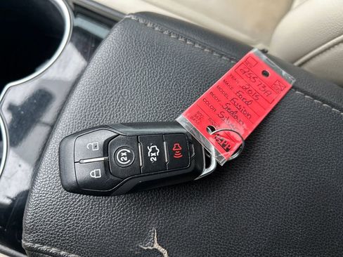 Used 2015 Ford Fusion Titanium image 13