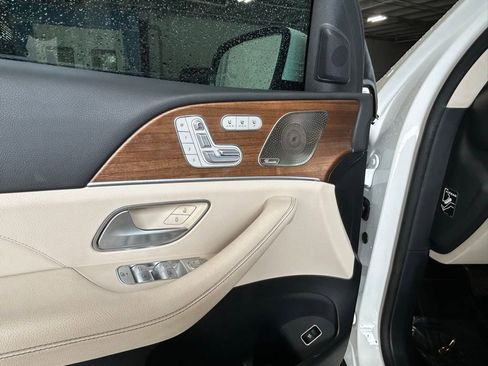 Used 2024 Mercedes-Benz GLE 450 4MATIC image 15