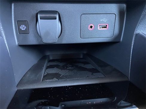 New 2025 Nissan Versa SV w/ Trunk Package image 20