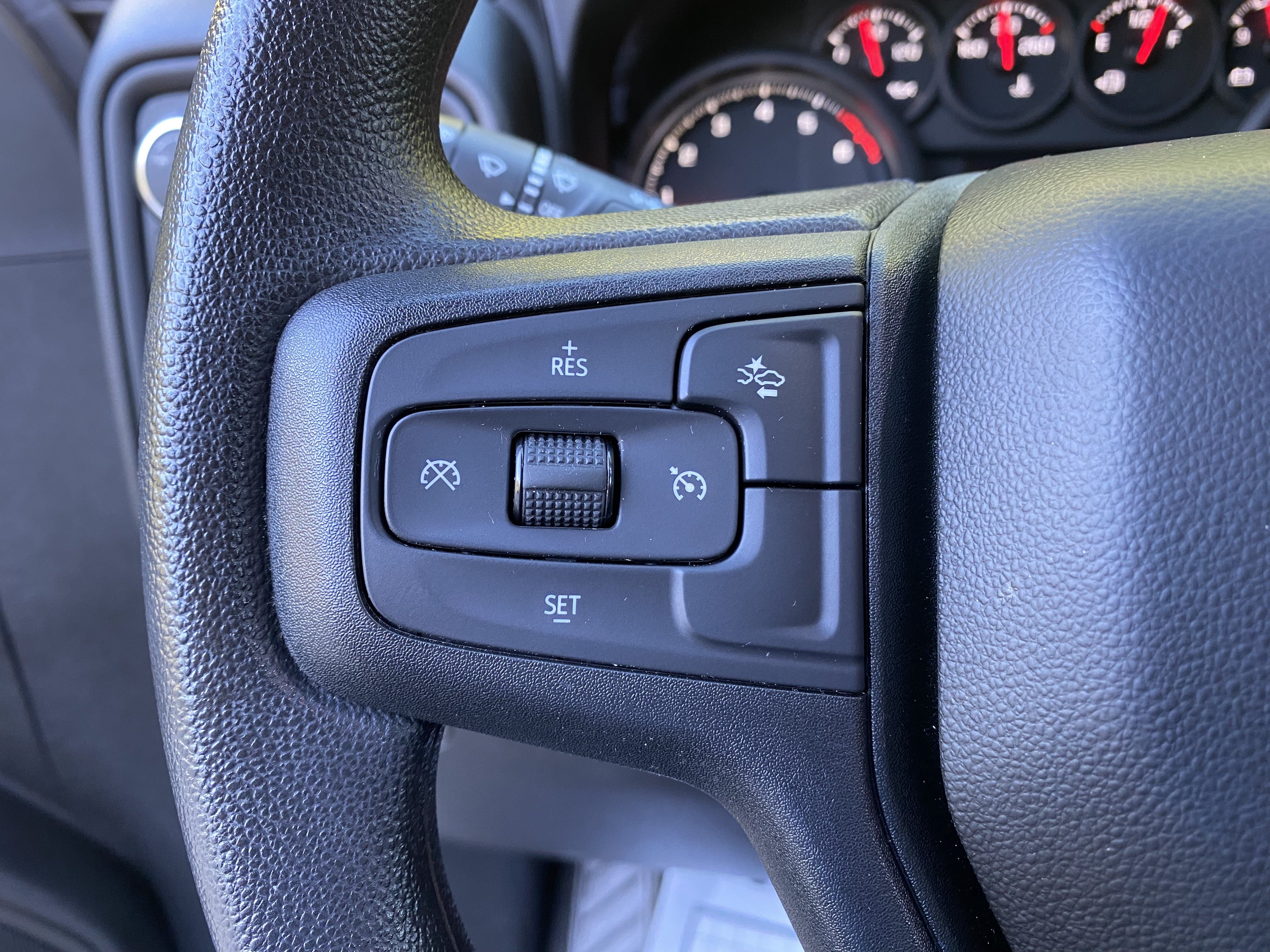 Used 2025 Chevrolet Silverado 2500 Custom w/ Custom Value Package AWD/4WD image 19
