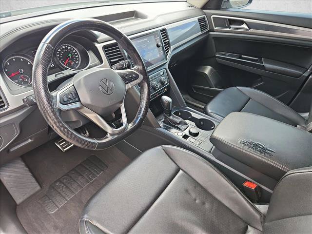 Used 2021 Volkswagen Atlas SE w/ Towing Package AWD/4WD image 13