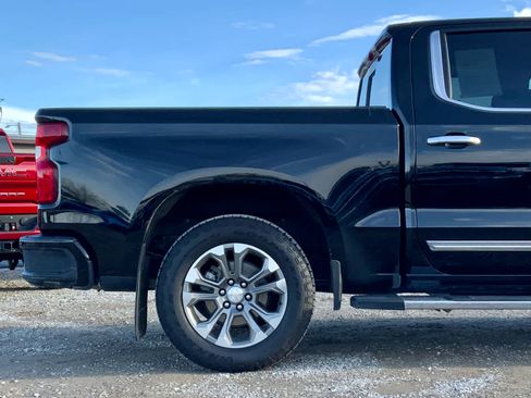 Used 2024 Chevrolet Silverado 1500 High Country w/ Technology Package image 10