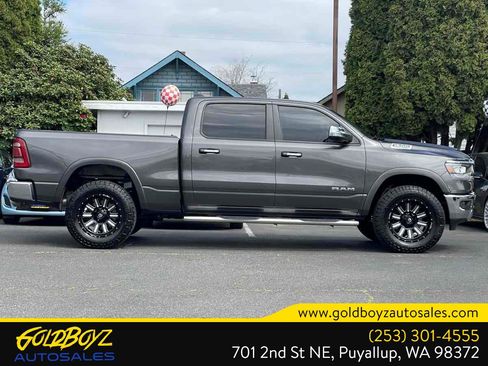 Used 2021 RAM 1500 Laramie AWD/4WD image 3