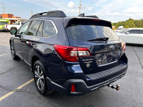 Used 2018 Subaru Outback 2.5i Limited w/ Popular Package #2 image 5
