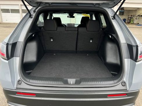 Used 2025 Honda HR-V Sport image 14