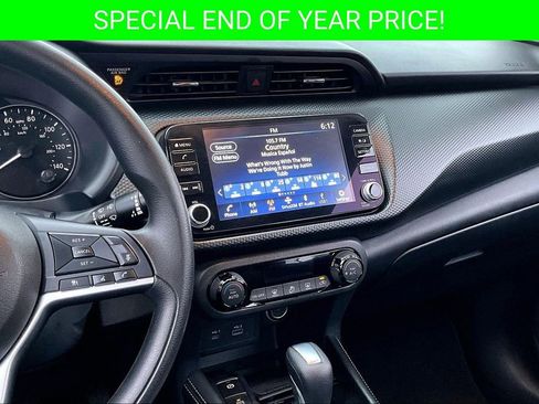 Used 2022 Nissan Kicks SV image 9