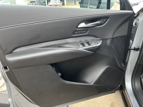 Used 2024 Cadillac XT4 Premium Luxury image 24