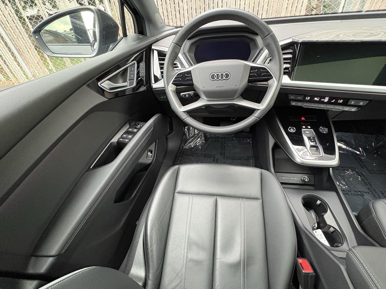 Used 2024 Audi Q4 e-tron Premium Plus w/ Premium Plus AWD/4WD image 5