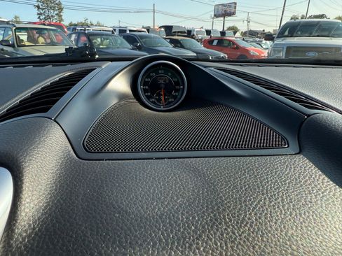 Used 2012 Porsche Cayenne image 23