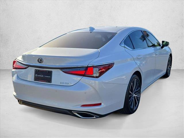 Used 2025 Lexus ES 350 w/ Premium Package FWD image 5