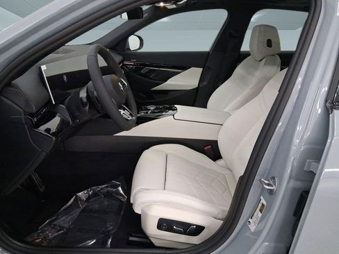 New 2026 BMW 530i 530i w/ M Sport Package image 5