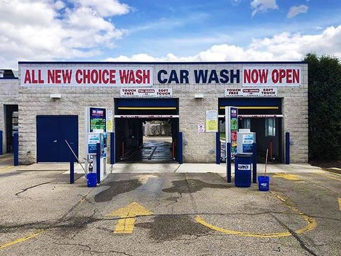 Used 2025 Ford Explorer Platinum w/ Ultimate Package image 9