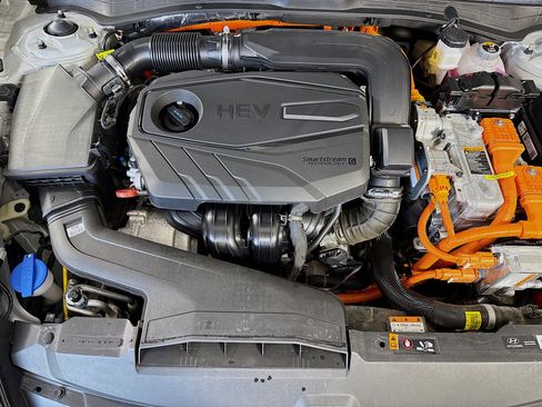 Used 2023 Hyundai Sonata Limited w/ Cargo Package FWD image 39