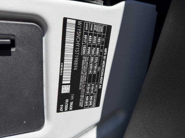 Used 2025 Mercedes-Benz Sprinter 3500 image 10