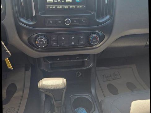 Used 2018 Chevrolet Colorado W/T w/ WT Convenience Package image 18