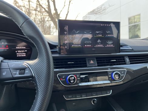 Used 2023 Audi S4 Premium Plus w/ Premium Plus Package image 31