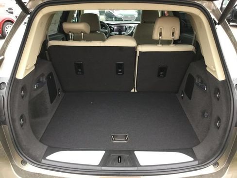Used 2018 Buick Envision Preferred FWD image 3