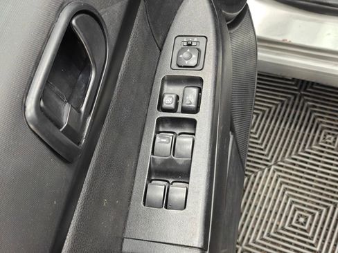 Used 2011 Mitsubishi Galant FWD image 26