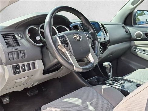 Used 2015 Toyota Tacoma PreRunner RWD image 9