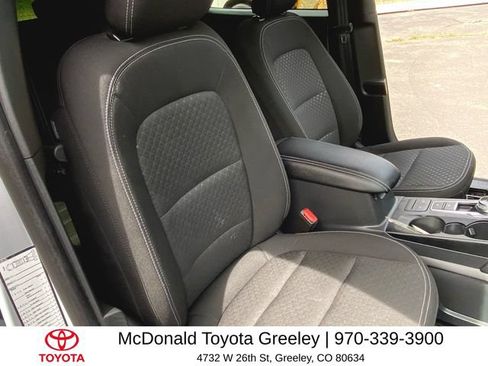 Used 2025 Ford Escape Active AWD/4WD image 23