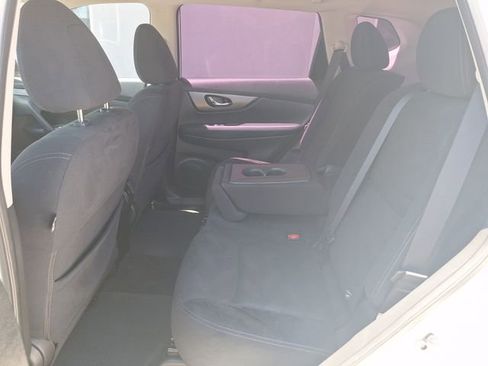 Used 2016 Nissan Rogue S FWD image 16
