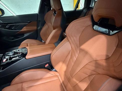 Used 2026 BMW M5 Touring AWD/4WD image 15