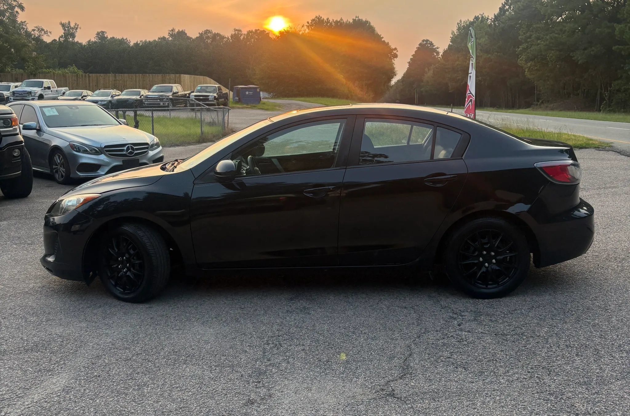 Used 2012 MAZDA MAZDA3 i Grand Touring FWD image 3