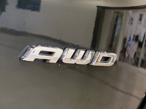 Certified 2022 Ford Edge SEL w/ Convenience Package image 8