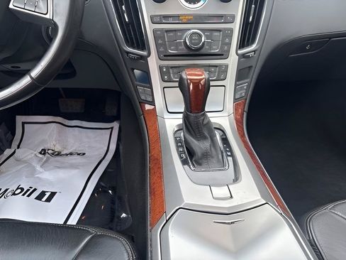 Used 2010 Cadillac CTS Premium RWD image 21