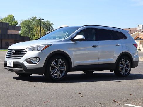 Used 2013 Hyundai Santa Fe Limited w/ Technology Pkg AWD/4WD image 11